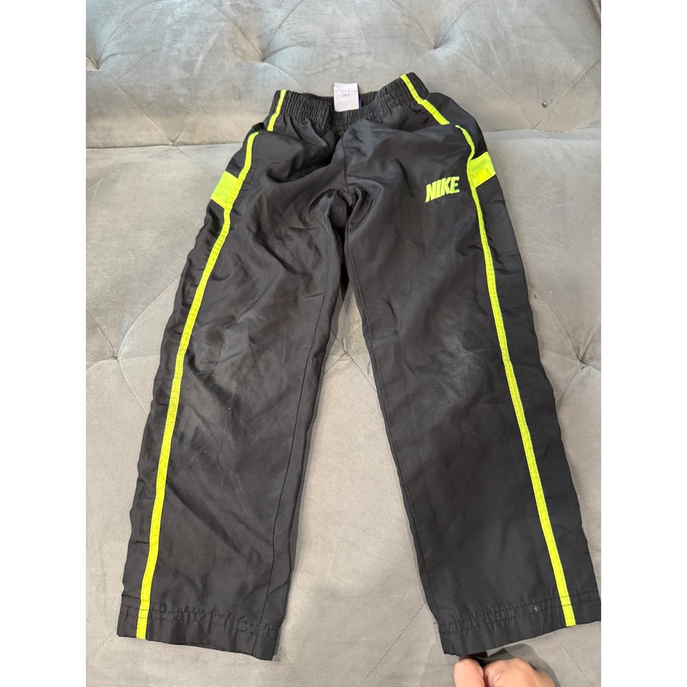 Nike Boys‎ Track Pants Black Neon Yellow Side Stripe Logo Size 5 4-5 Years
